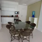 Santinho Frente para Mar, Pé na Areia, Dois Quartos