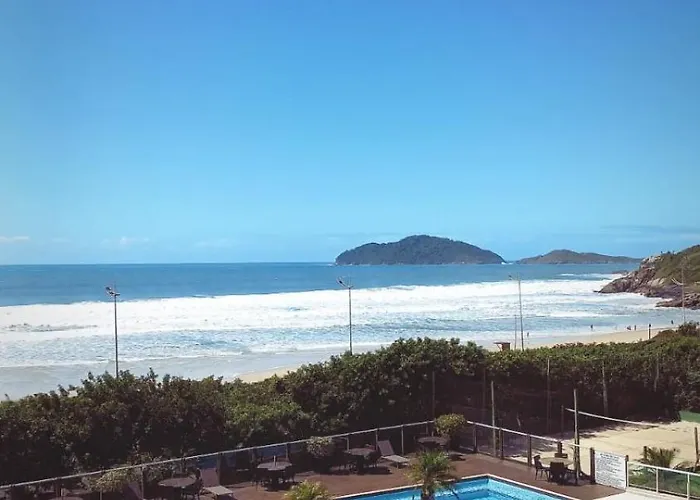 Santinho Frente para Mar, Pé na Areia, Dois Quartos